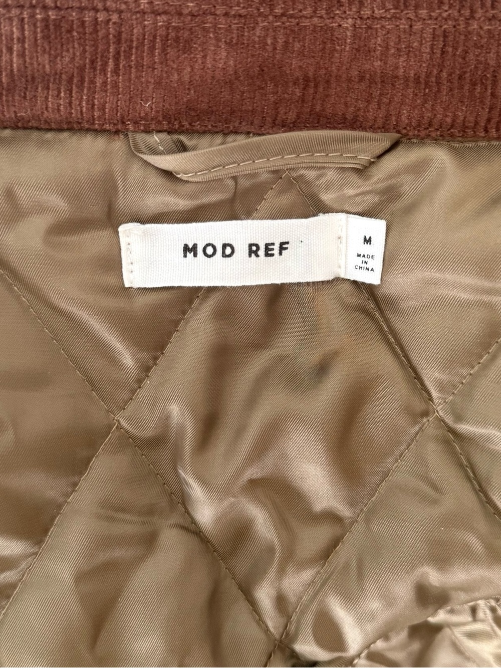 Mod Ref Quilted Deana Barn Jacket with Brown Trim - Picture 5 of 5